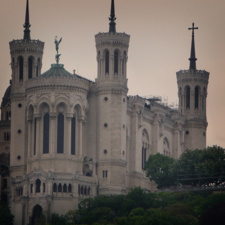 Lyon en cinq dates Histoire de Lyon basilique de Fourvière