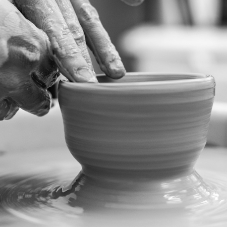 Exploration créative : suivre un cours de poterie à Lyon