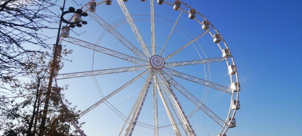 incontournables lyon que faire grande roue bellecour