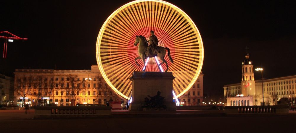 grande roue fête des lumières en famille lyon
